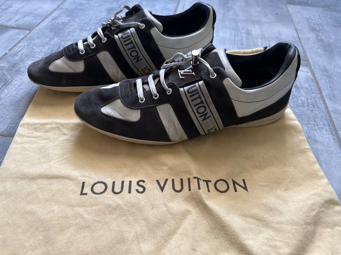 Louis Vuitton - Sneakers - Size: Shoes / EU 45, UK 9,5 - Catawiki