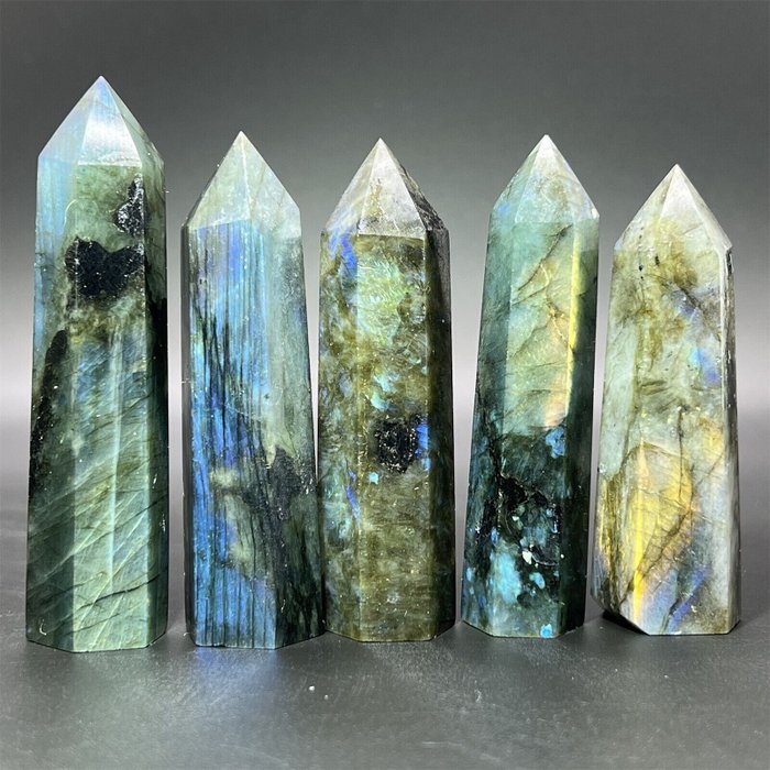 Cristal de quartzo obelisco labradorita colorido natural Polido - Altura: 70 mm - Largura: 20 mm- 1000 g - (10)