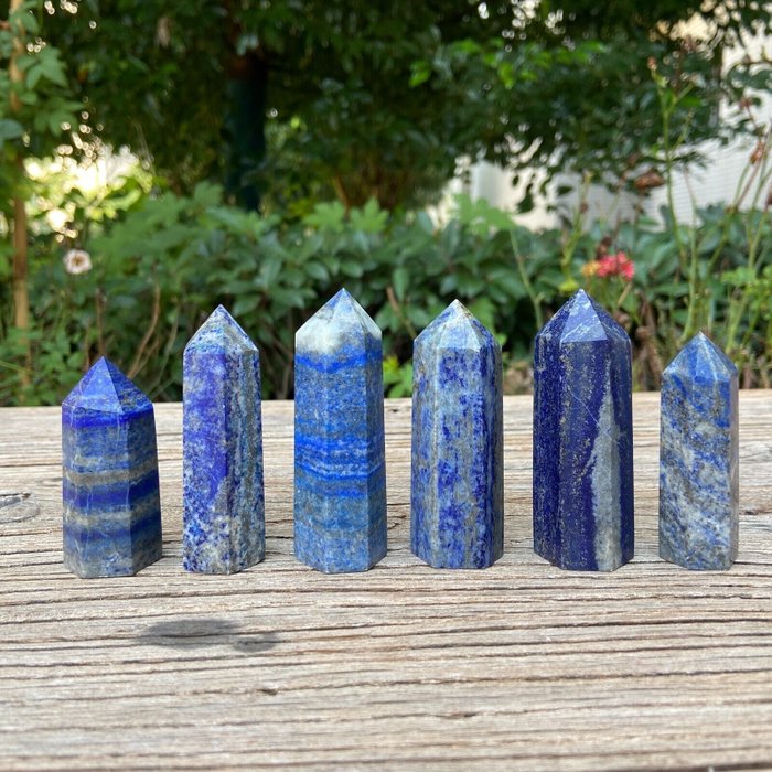 Naturlig Lapis Lazuli Obelisk kvartskrystal Poleret - Højde: 65 mm - Bredde: 20 mm- 1000 g - (8)
