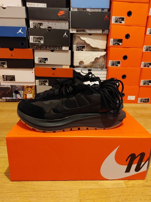 Nike - Nike x sacai vaporwaffle black gum Sneakers - Size: - Catawiki