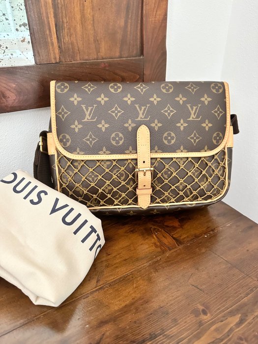 Louis Vuitton - Congo pm Messenger bag - Catawiki