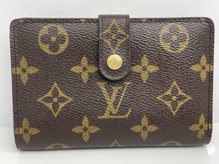 Sold at Auction: Louis Vuitton, Louis Vuitton Monogram French Purse Wallet
