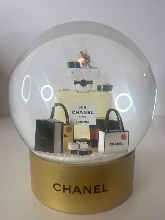 Chanel - Śnieżna kula Snow Globe - Chiny