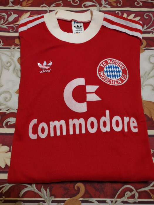 拜仁慕尼黑 - Bundesliga - 1984 - 团队装