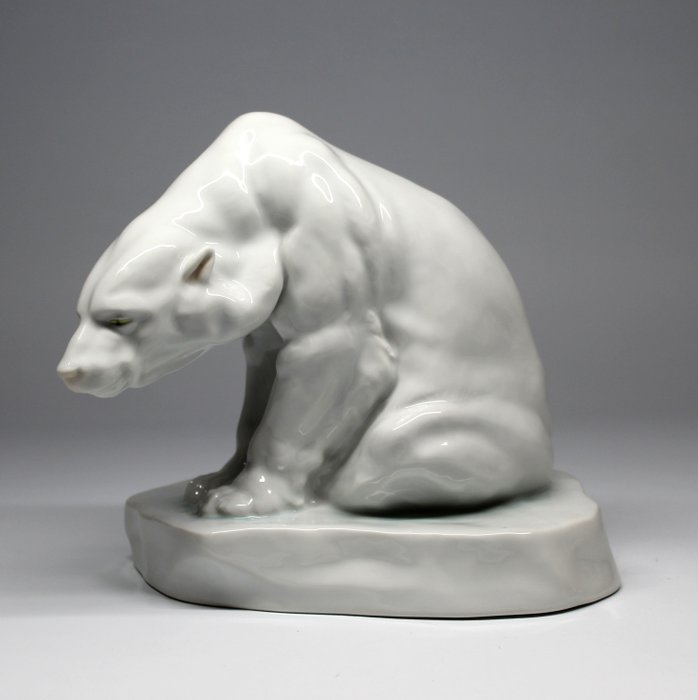 Béla Markup (1873–1945) - Herend - Art Deco Polar Bear