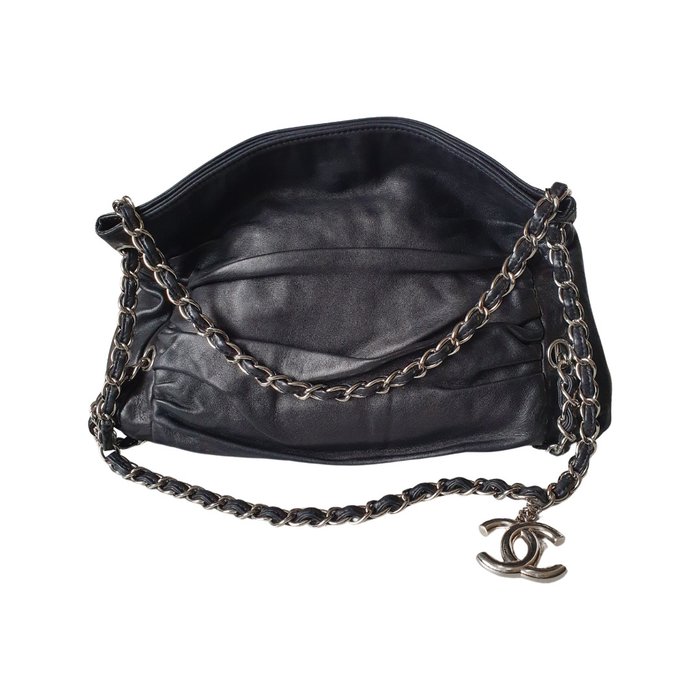 Chanel - Chanel chain crossbody everyday bag - Olkahihnallinen laukku