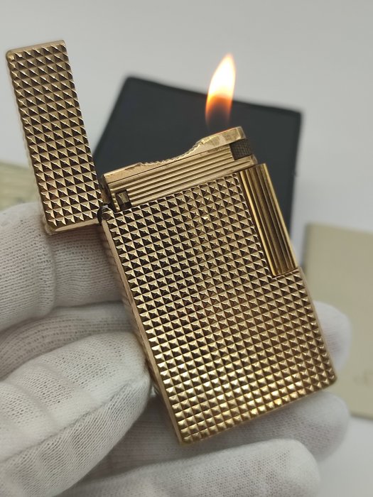 S.T. Dupont - Line 1 Diamond Head Style Gold Plated Lighter