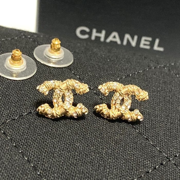 CHANEL Gold-plated - Earrings - Catawiki