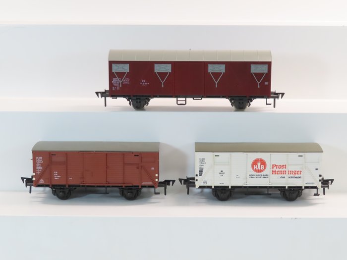 Pola Maxi 0 - Freight carriage - 3 Two-axle closed wagons - DB