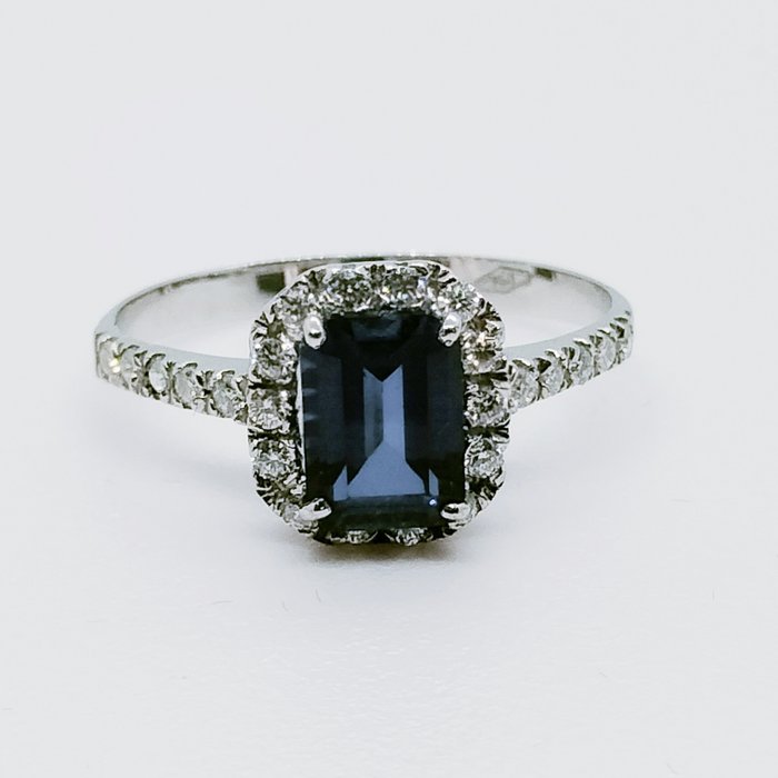 Ring White gold Sapphire 