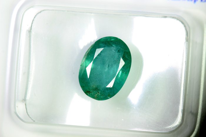* No Reserve Price * - Emerald - 1.81 ct
