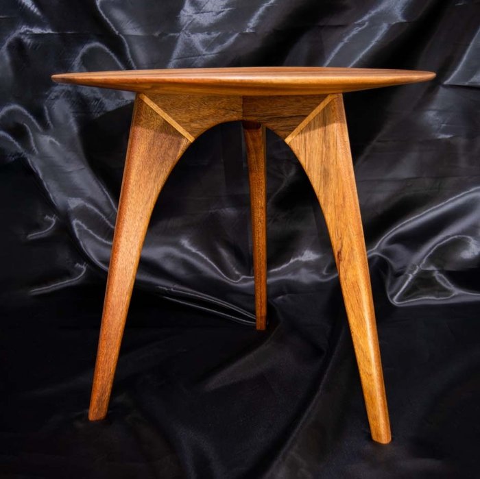 Argesti - Side table - Wood