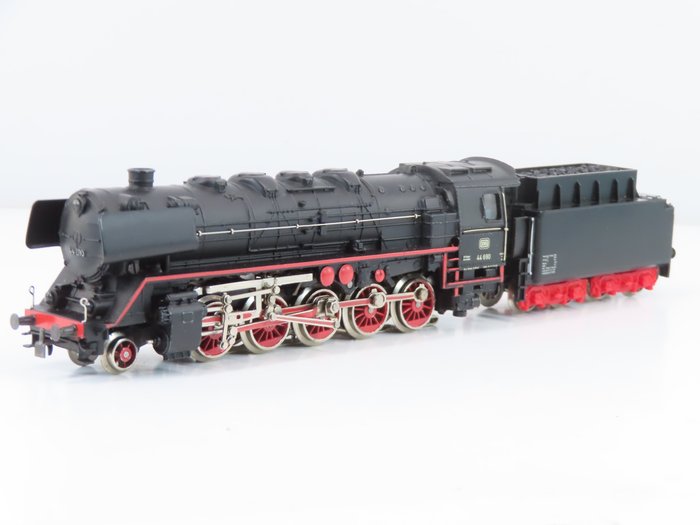 Märklin H0 - 3047.3 - Locomotiva a vapore con tender - BR 44 con attacco telex - DB