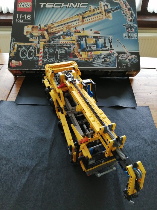 Lego - Technic - 8035 - Grue mobile (Mobile Crane) - Catawiki