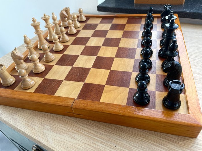 Juego de ajedrez - Madera