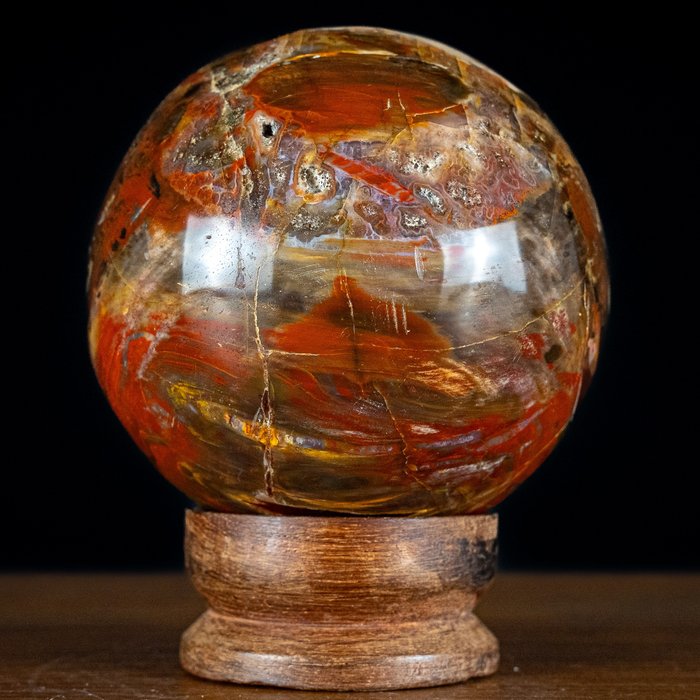 Large Extraordinary Quartz Sphere of Petrified Wood Rare Pattern- 2701.84 g