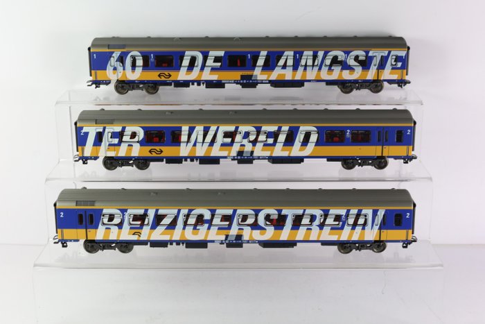 Märklin H0 - 4391 - Set di carrozze passeggeri di modellini di treni (1) - Set 3 pezzi "Il treno più lungo del mondo". - NS