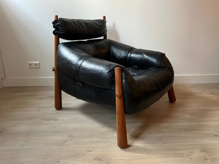 Percival Lafer - Armchair (1) - MP-81 - Leather, Wood