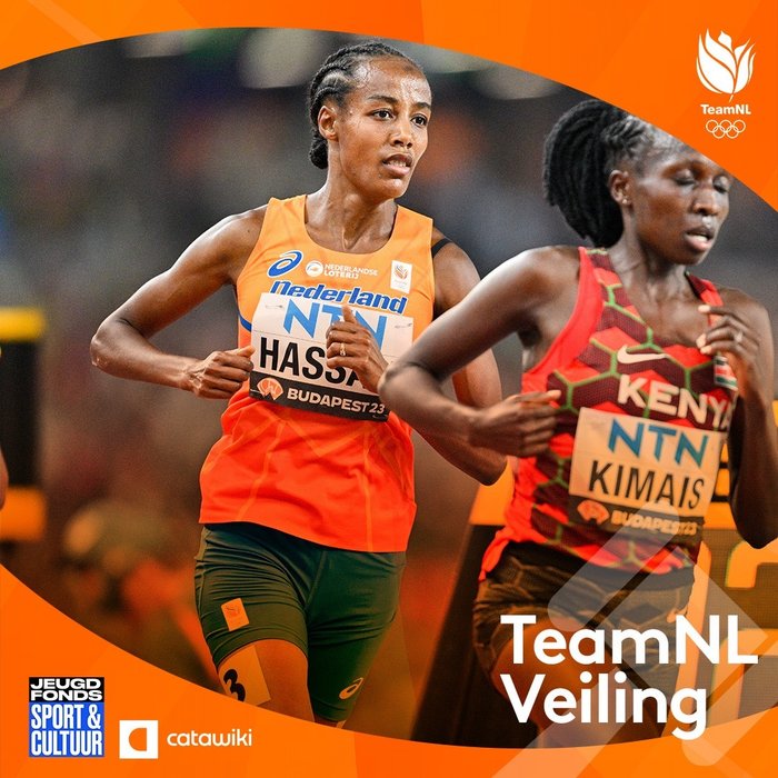 TeamNL - WK Atletiek, Budapest 2023 - Sifan Hassan - Signed and worn World Cup shirt and pants 10KM + COA 