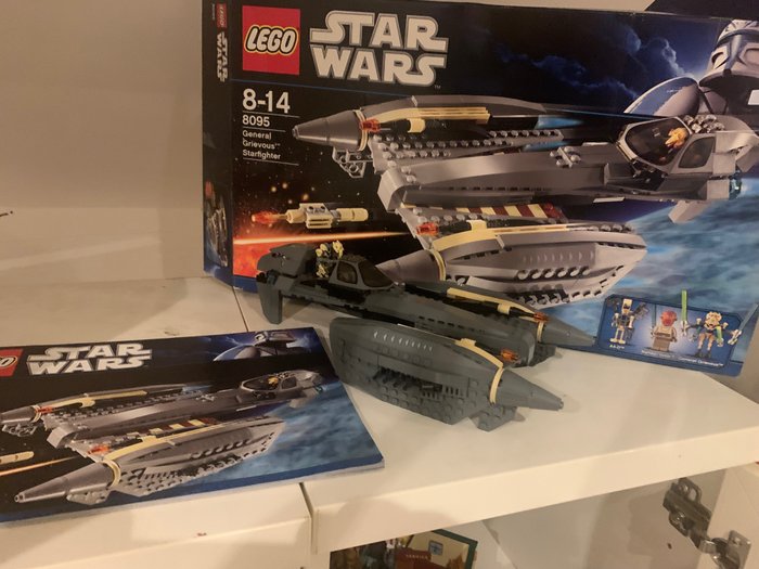 LEGO - Star Wars - 8095 - Lego General grievous starfighter - Catawiki