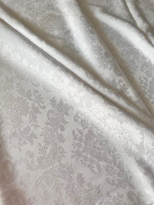 Tissu damassé San Leucio blanc luxueux et antique de style rococo français - 2,80 x 2,50 m. - Tissu d’ameublement