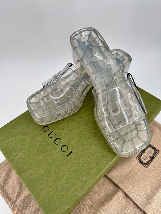 Gucci - Sandálias - Tamanho: Shoes / EU 39