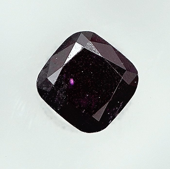钻石 - 0.14 ct - 枕形 - Fancy Intense Pinkish Purple - I1 内含一级