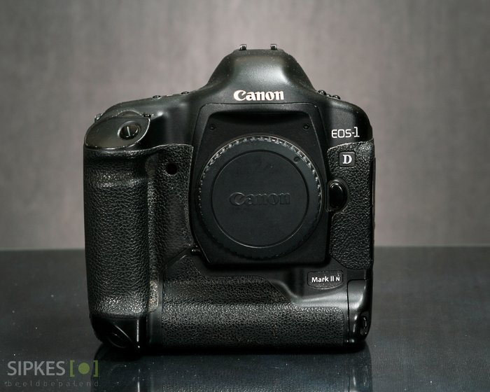 Canon EOS 1D mark II N body (zonder lader) 數位單眼反光相機（DSLR）