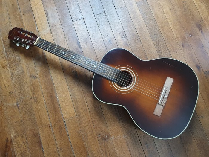 Yamaha - Dynamic Guitar N° 10A -  - Acoustic guitar - Japan - 1960