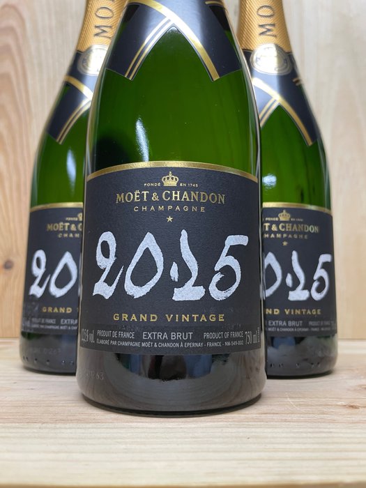 2015 Moët & Chandon - Grand Vintage - 香槟地 Brut - 3 Bottles (0.75L)