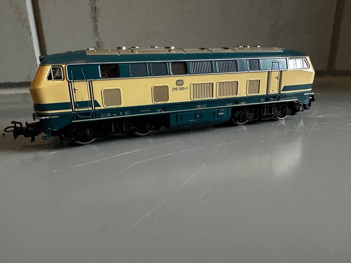 Märklin H0 - 3074 - Locomotiva diesel (1) - Locomotiva diesel BR 216 - DB