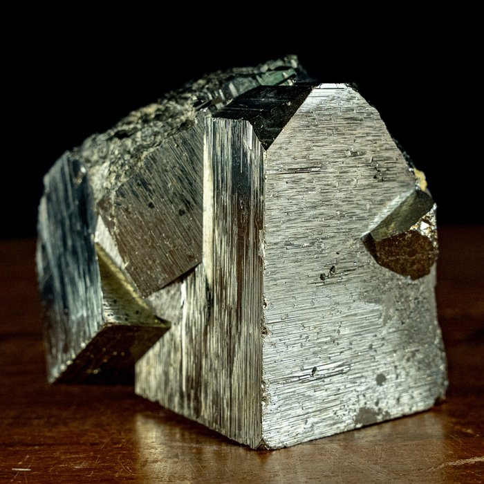 Pyrite dorée naturelle rare AAA++ avec soufre Amas de cristaux- 2319.91 g