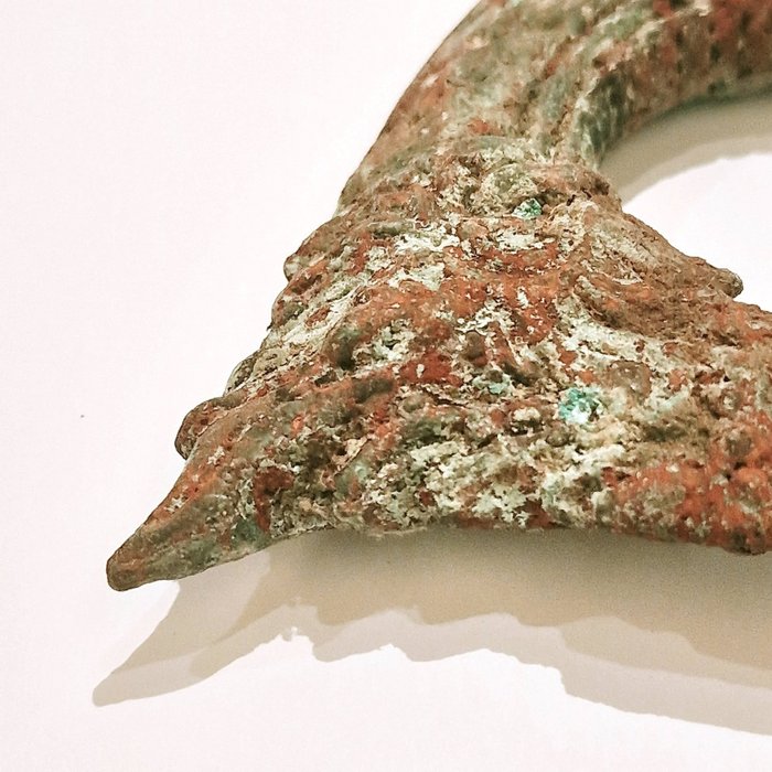 Brons Garuda Gehoornde Beschermende Monster Bangle Ornament – 145 mm