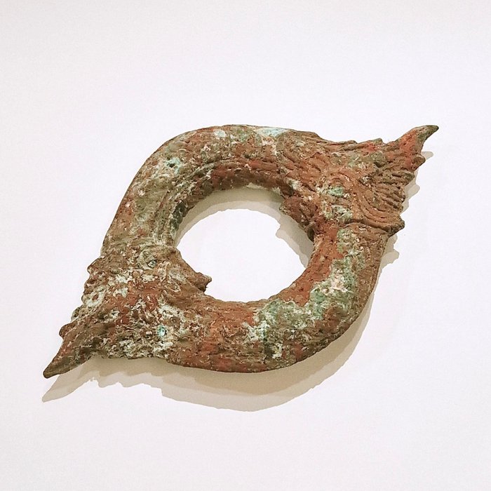 Brons Garuda Gehoornde Beschermende Monster Bangle Ornament – 145 mm