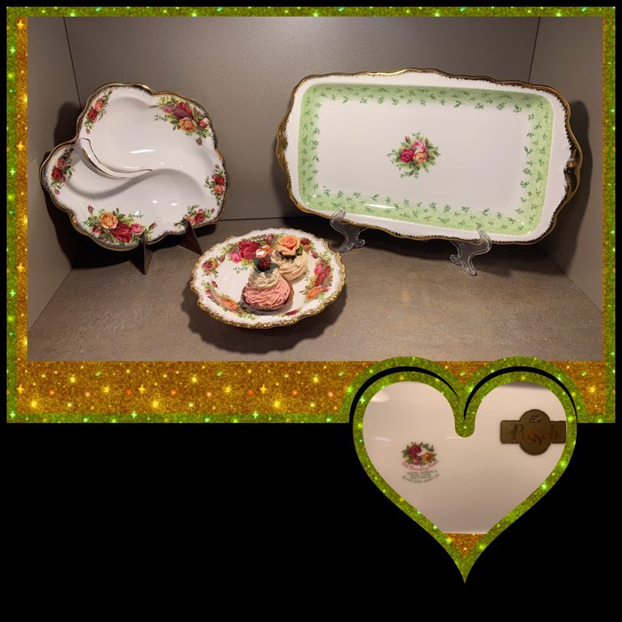 Royal Albert - Pastry/cake set (3) - Old country Roses - Porcelain