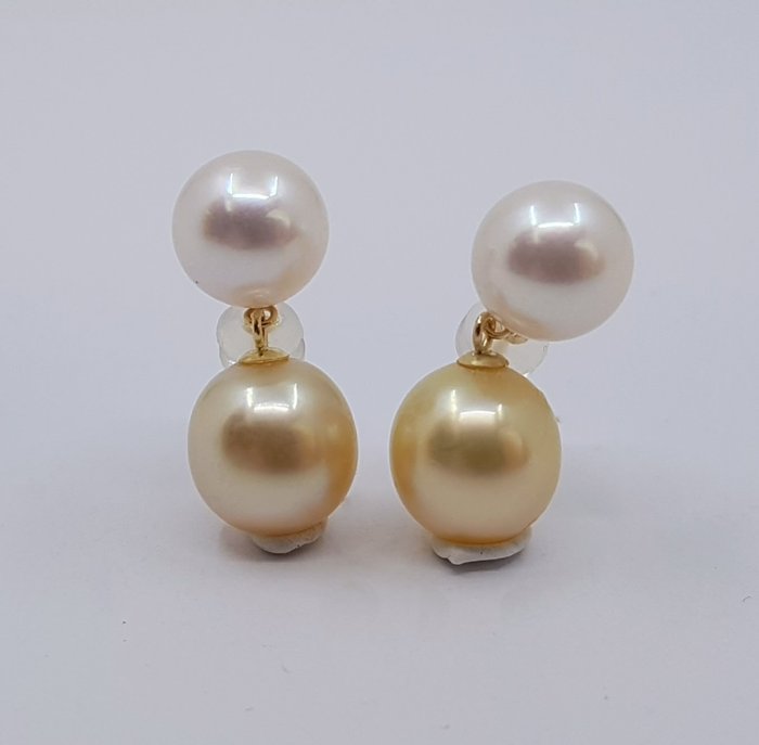 Akoya and Golden South Sea Pearls - Korvakorut - 18 kt. Keltakulta