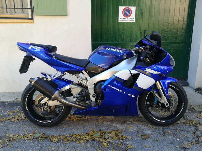 Yamaha - YZF R1 - 1000 cc - 2000