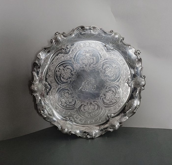 Exceptional size Barnard & Sons - London - Tavă de argint - .925 argint