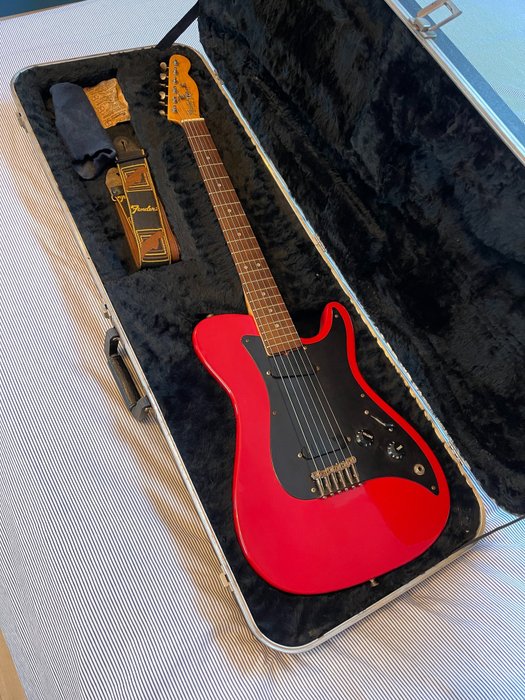 Fender - Bullet -  - Guitarra eléctrica - EE. UU. - 1980