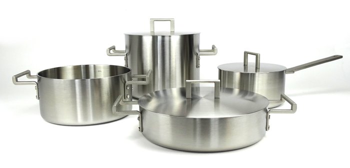 Alessi Jasper Morrison - Cooking pot set -  ''Convivio'' - 18/10 stainless steel, mat. Handles in 18/10 stainless steel with PVD coating.
