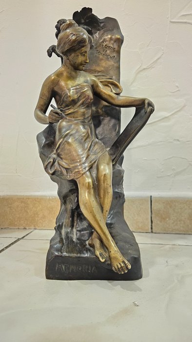 Emile Louis Picault (1833-1915) - Sculpture, "Memoria" - Bronze - Fin du XIXe siècle