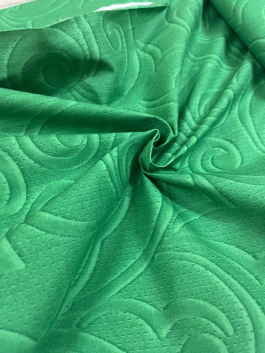 Preciosa tela de algodón de estilo clásico 525 x 280 cm. - Textil
