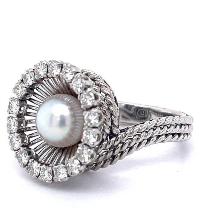 Ring Weißgold Perle - Diamant 
