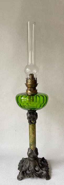 Lampa naftowa - Marmur, Mosiądz, Szkło, Zamak