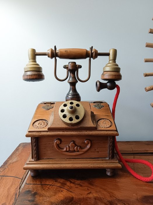 Custodia - Scatola di legno, imitazione del vecchio telefono - Legno