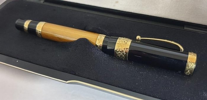 Montblanc - Montblanc Patron of Art Francois Ier Fountain Pen Limited Edition 102386 - 自來水筆