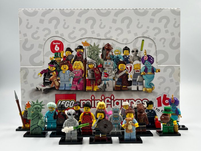 LEGO - Minifigures - 8827 - serie 6 - complete set van 16 figuren - met  originele doos - 2012 - Catawiki