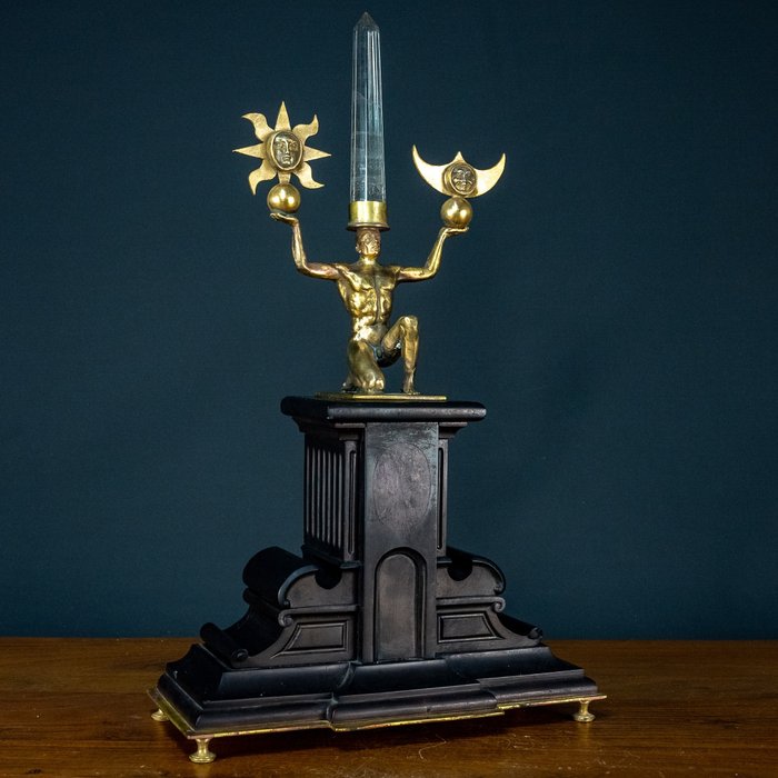 Escultura de Zeus muito elegante com ponta de quartzo Bronze, banhado a ouro 24K- 5078.22 g