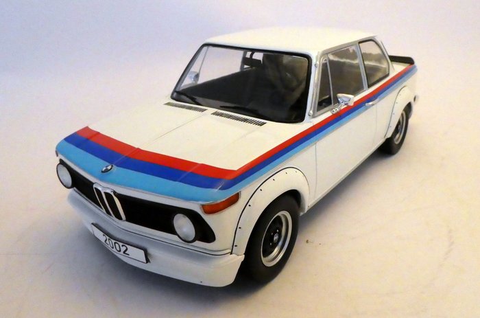 MCG 1:18 - Model samochodu -BMW 2002 Turbo 1973 - Edycja limitowana