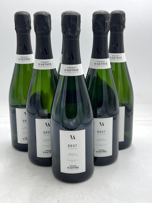 Vincent d'Astrée, Brut Assemblage Meunier Chardonnay - Champagne 1er Cru - 6 Flessen (0.75 liter)